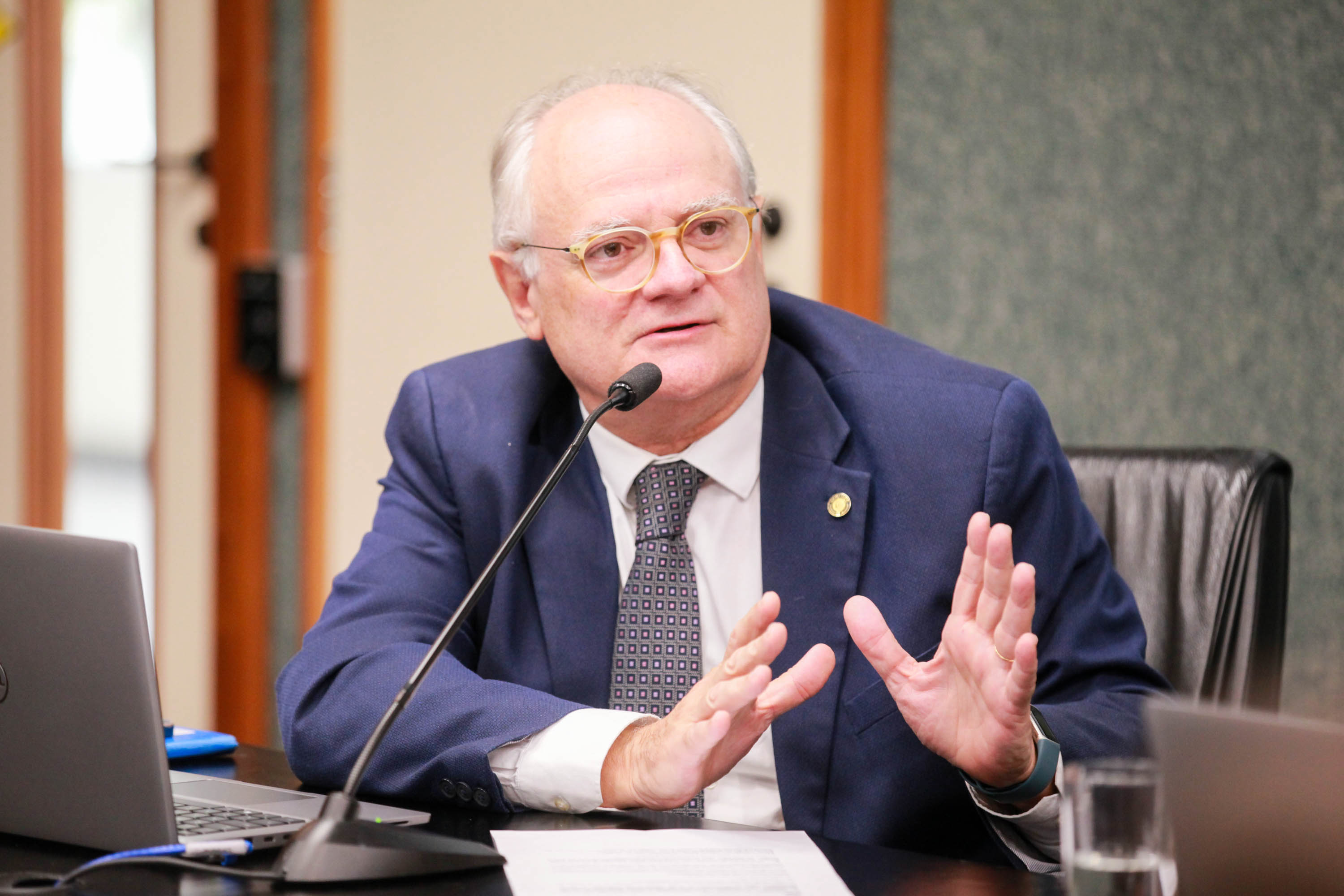 - Deputado Dr. Vicente Caropreso (PSDB)
