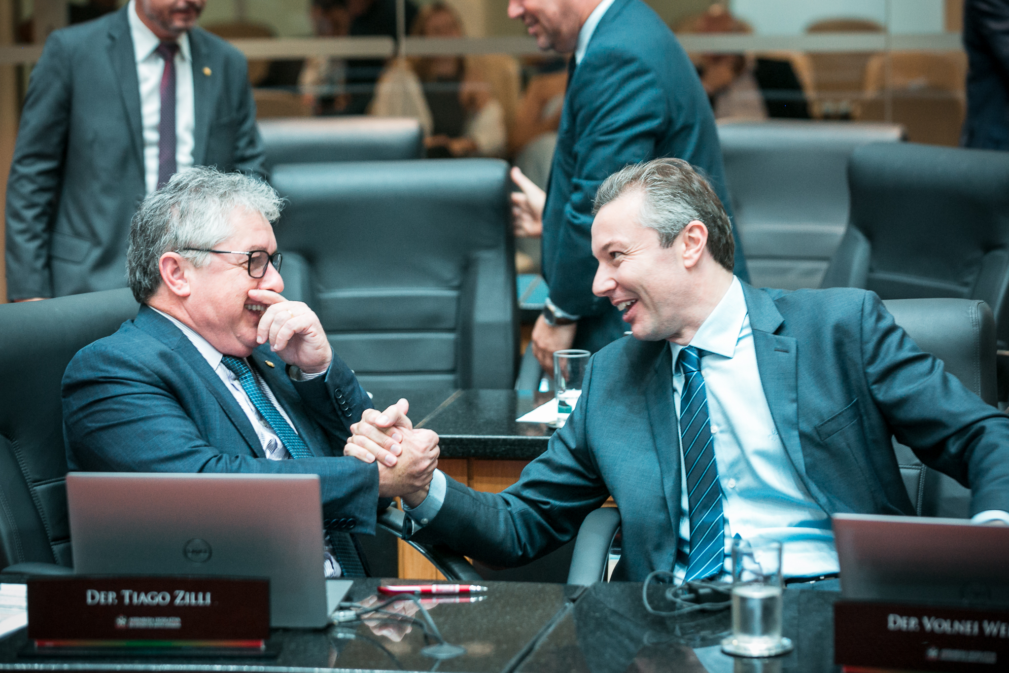 - Deputado Thiago Zilli (MDB)
- Deputado Napoleão Bernardes (PSD)