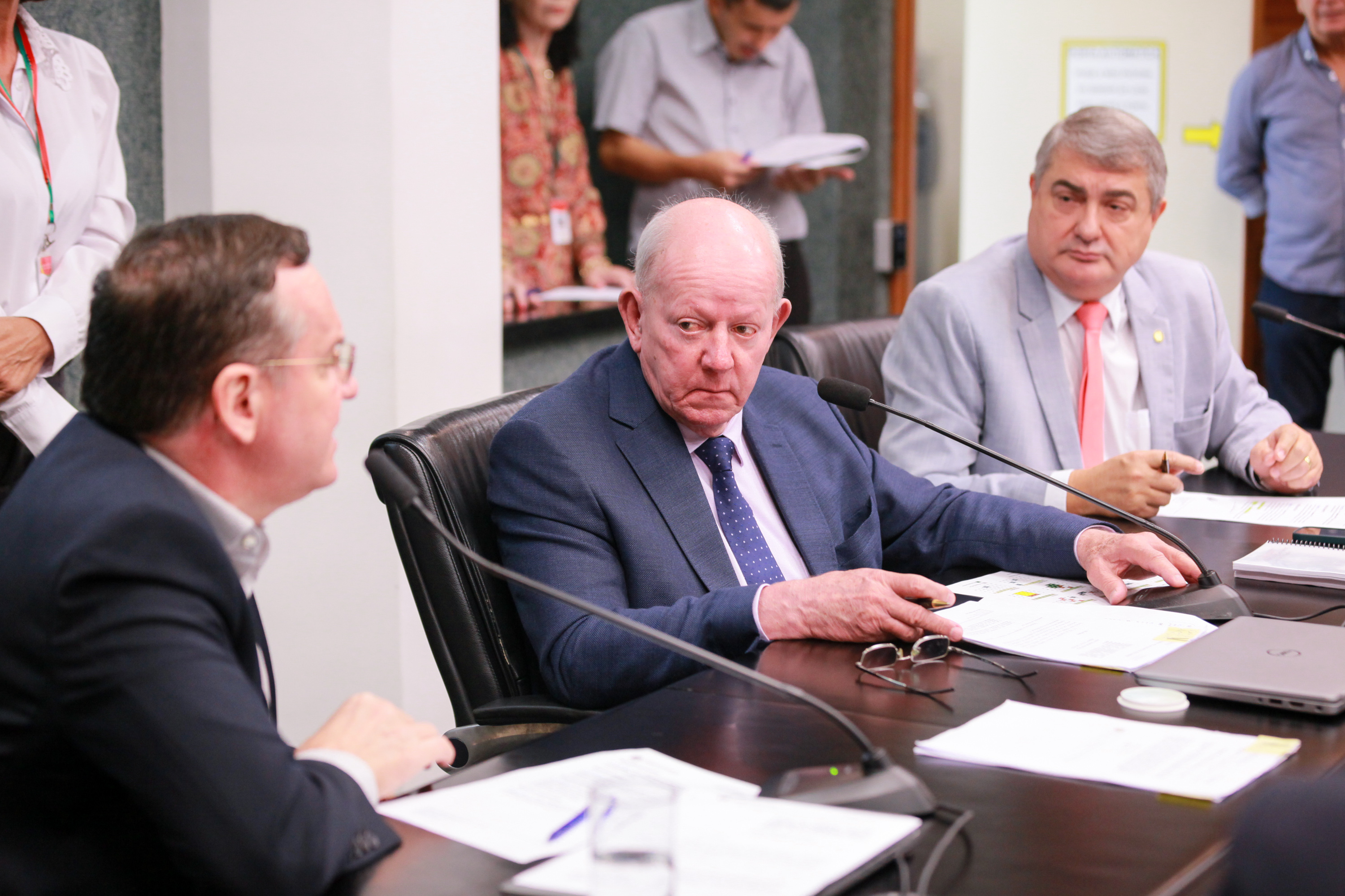 - Deputado Jair Miotto (União)  - Deputado Marcos Vieira (PSDB) - Deputado Antídio Lunelli (MDB)