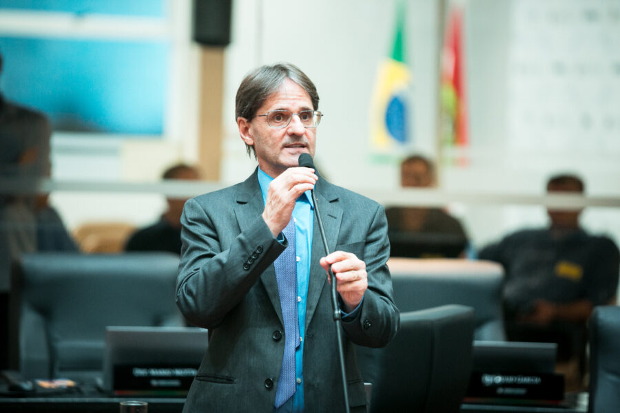 Deputado Neodi Saretta