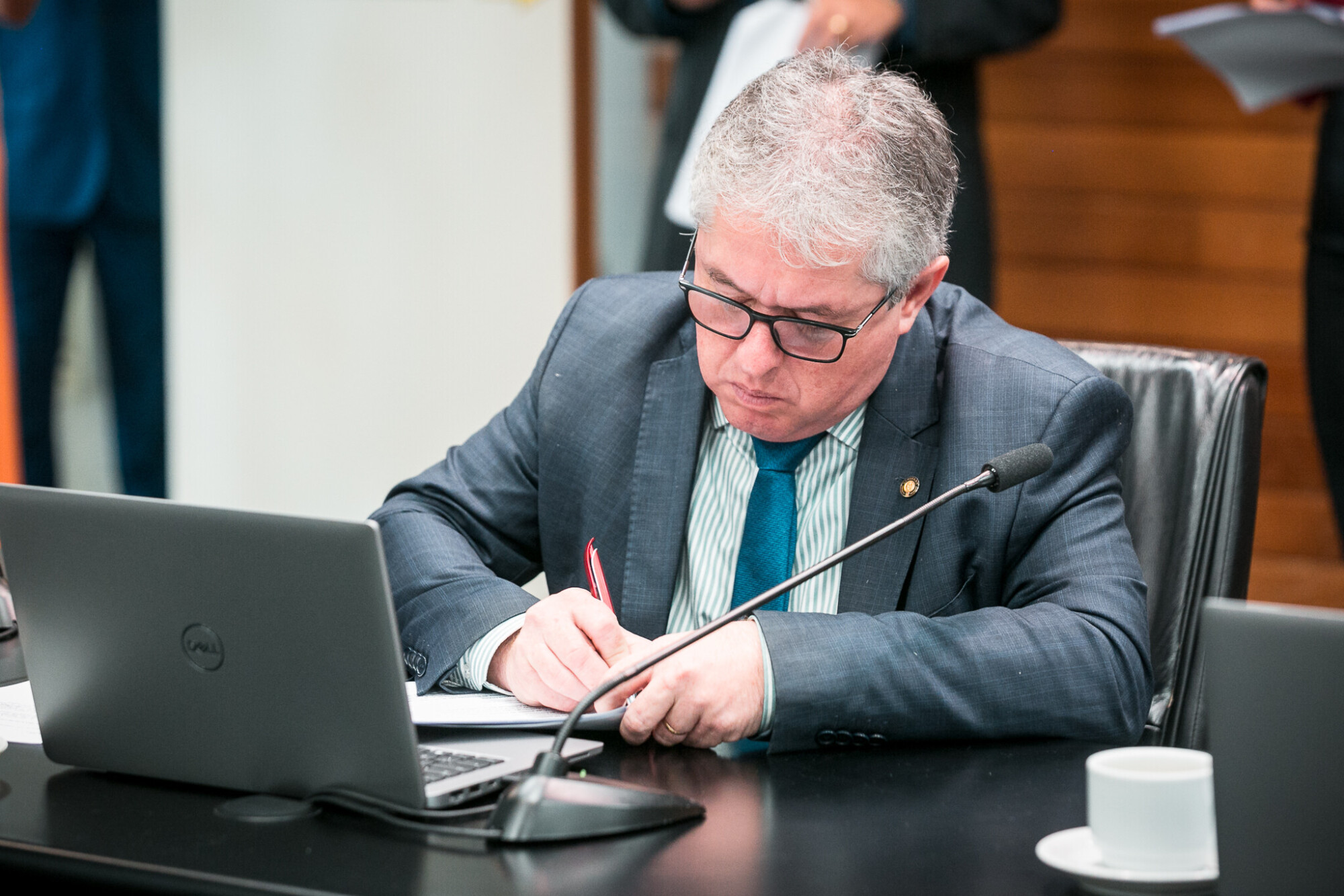 - Deputado Tiago Zilli (MDB)