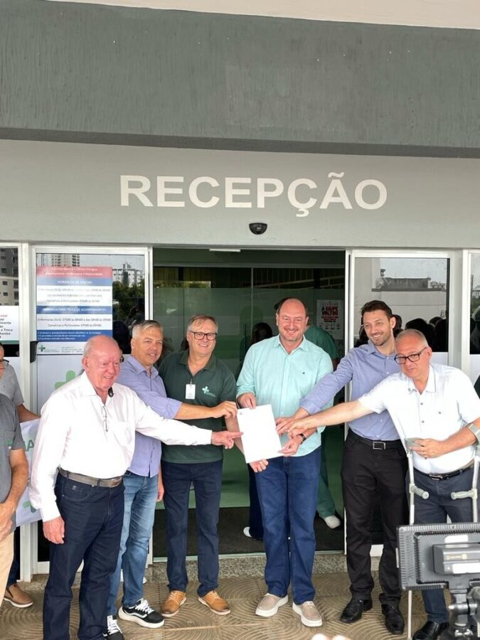Parlamentares da Bancada do Oeste e lideranças de Pinhalzinho