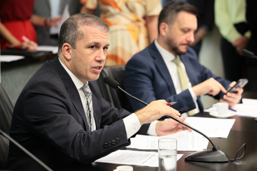 Deputado Camilo Martins, presidente da CCJ