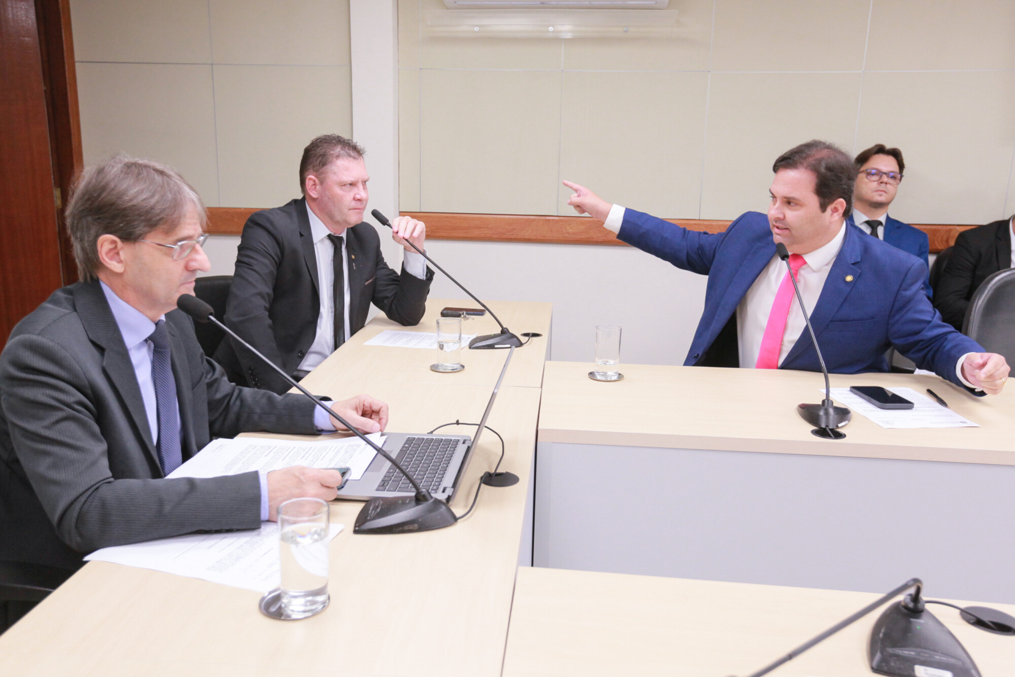 - Deputado Neodi Saretta (PT)  - Deputado Edilson Massoco (PL)	
	
 - Deputado Sérgio Guimarães(União)