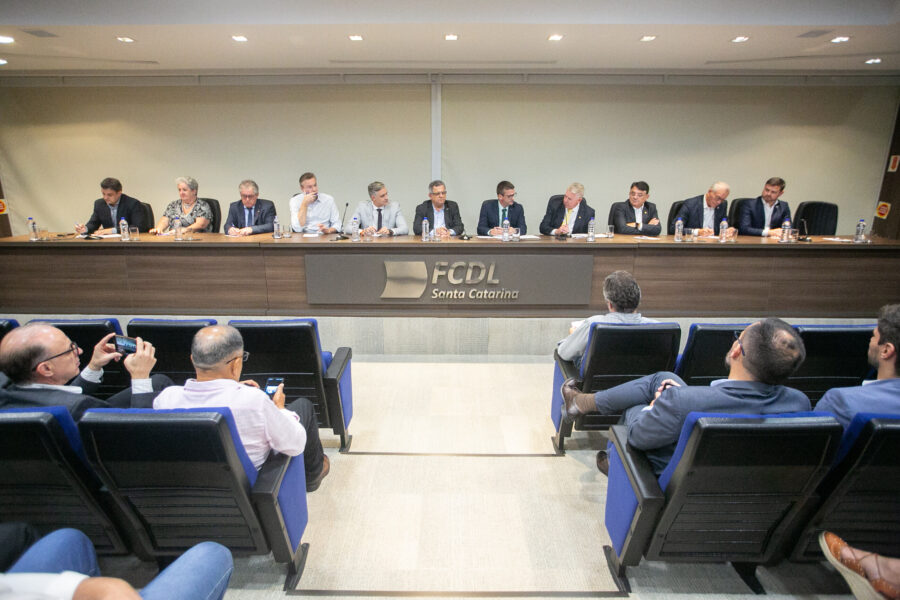 Reunião da Frente Parlamentar de Apoio ao Comércio Varejista.