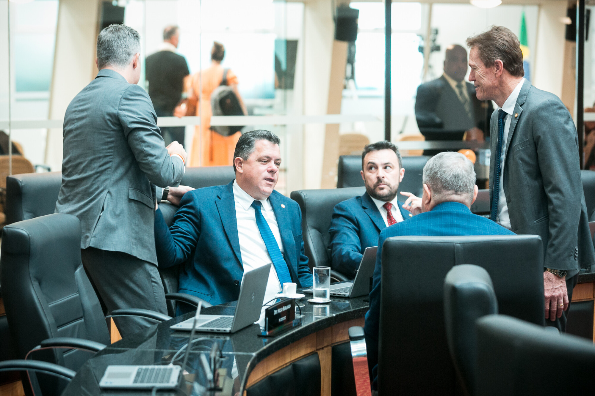 - Deputado Ivan Natz (PL) - Deputado Marcius Machado (PL)