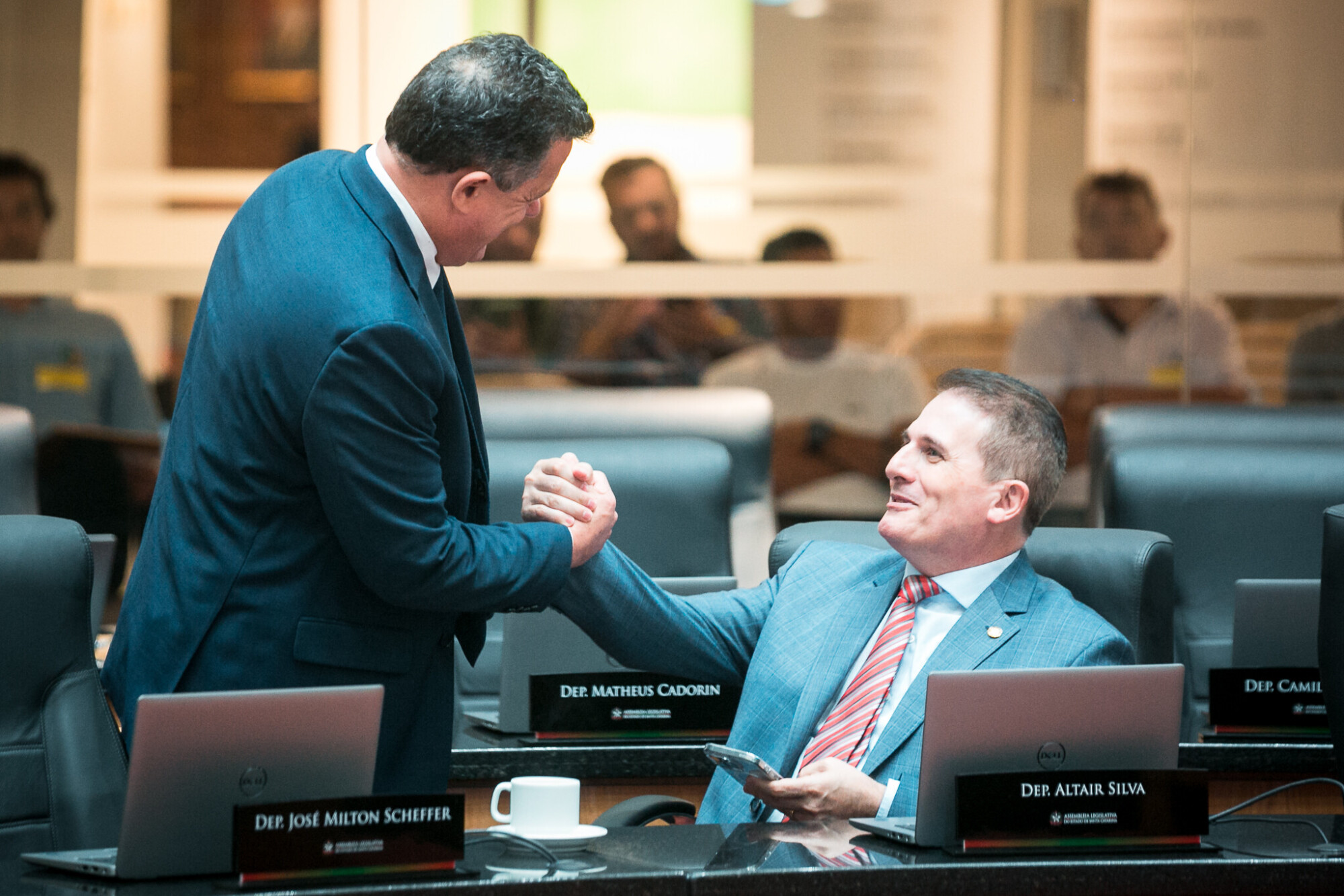 - Deputado Ivan Naatz (PL) 	
- Deputado Altair Silva (PP)