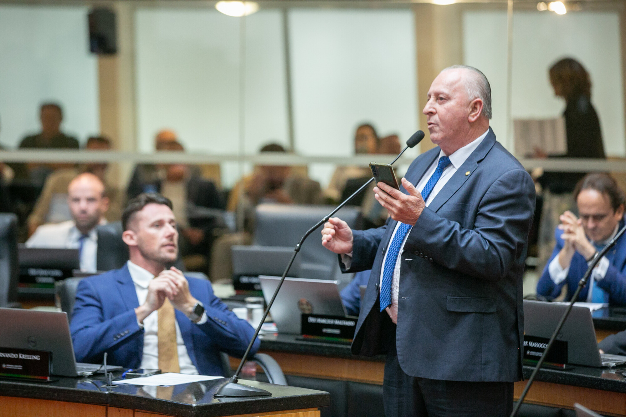 - Deputado Oscar Gutz (PL)