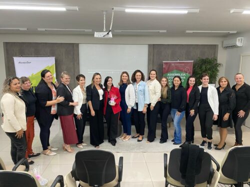 Evento incentiva participação feminina nas eleições de 2024