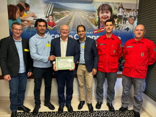 40 anos de medicina: Dr. Vicente recebe honraria da Câmara de Vereadores de Guaramirim