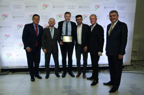 Empreendedores do Vale do Itajaí são homenageados pela Alesc