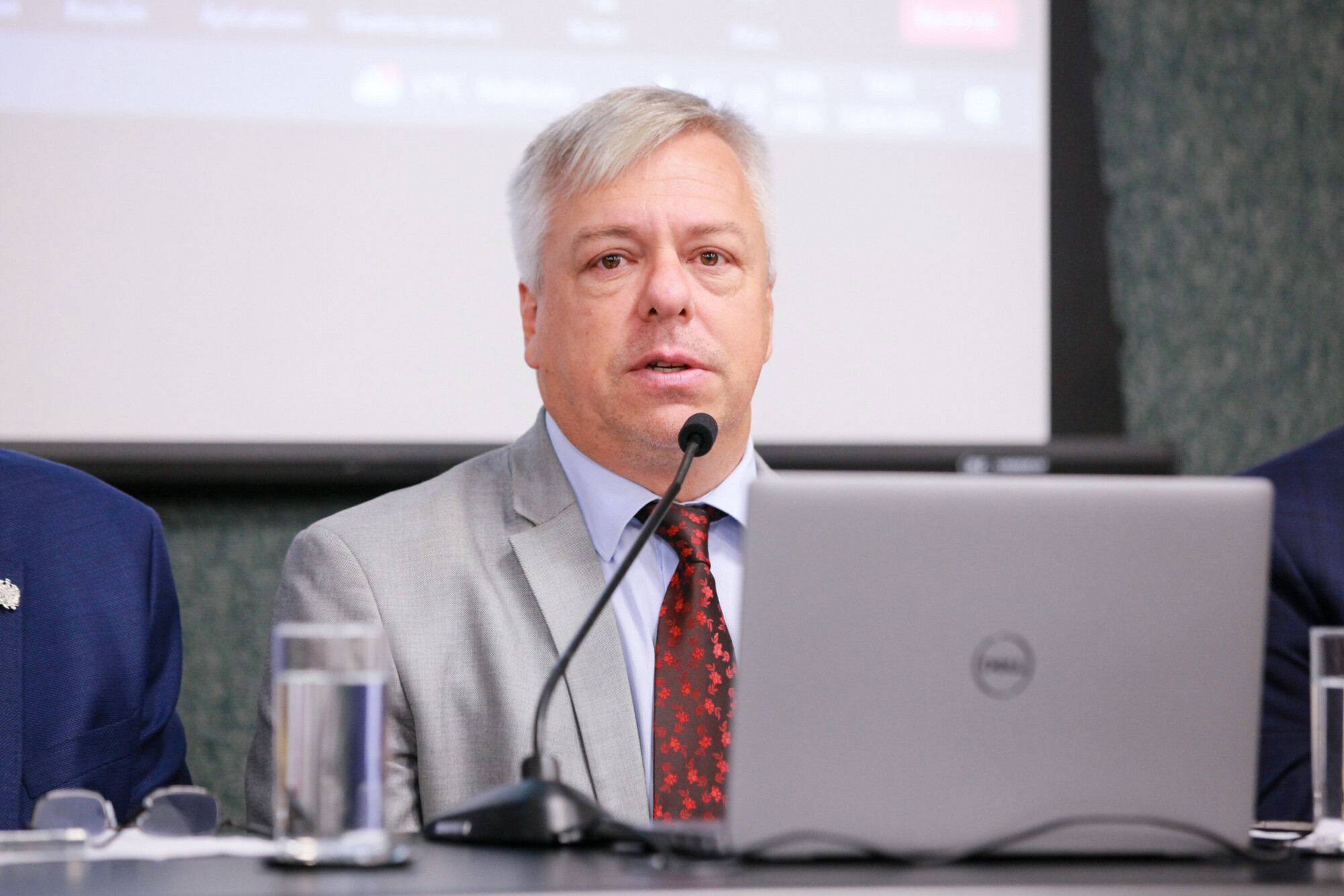 - Deputado Fabiano da Luz (PT)