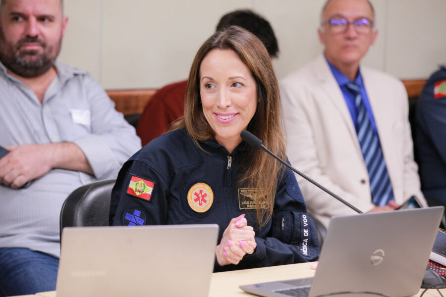 Coordenadora médica do Samu Aeromédico de Santa Catarina, Daíse Esswein Müller