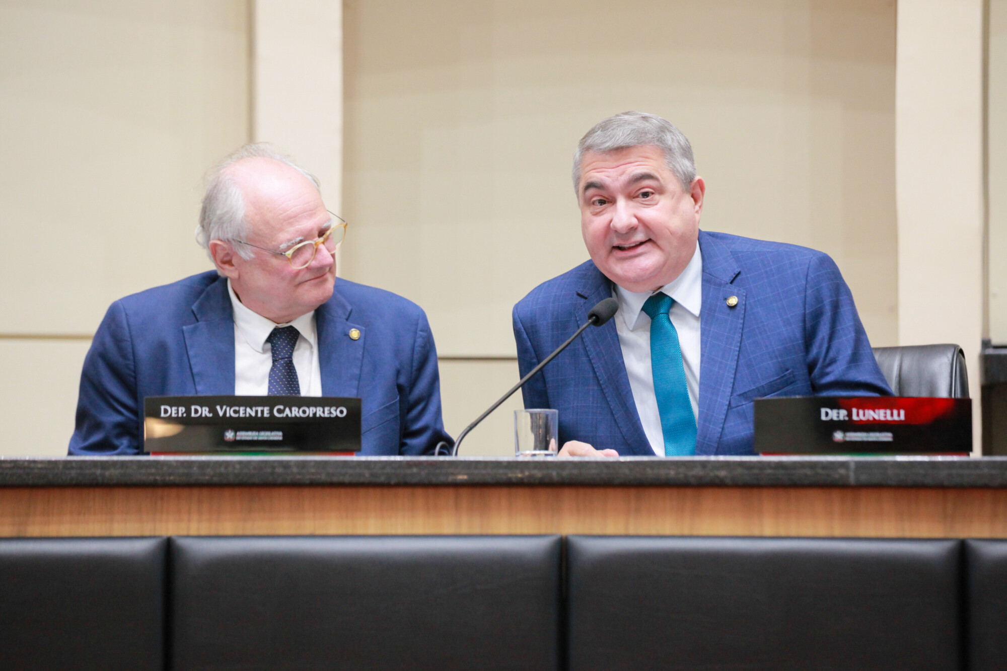 - Deputado Dr. Vicente Caropreso (PSDB) - Deputado Antídio Lunelli (MDB)