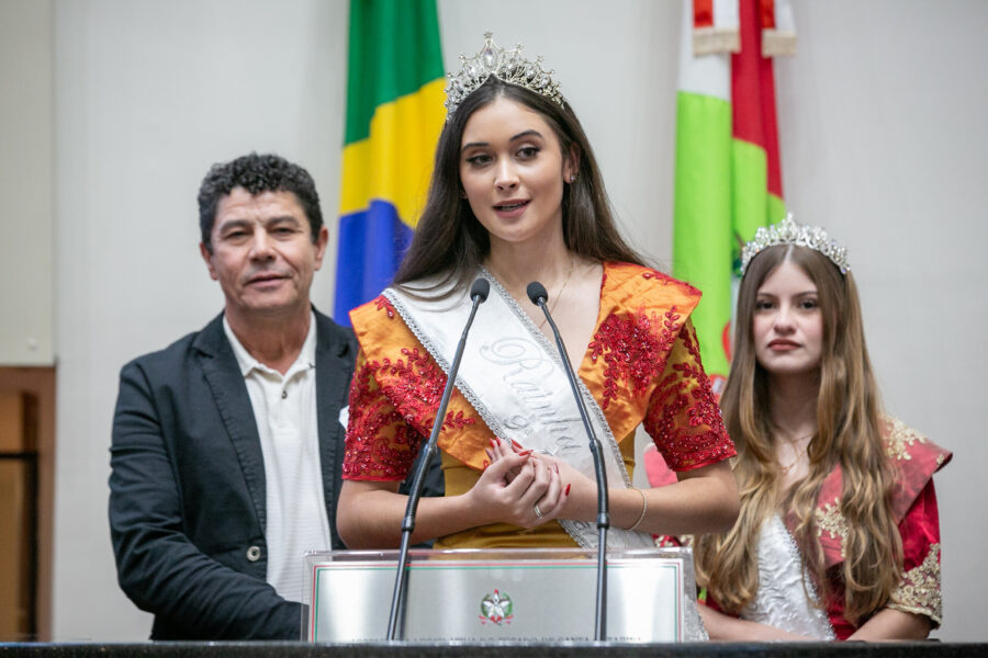 Rainha da 10ª Polvilhana, Helen do Nascimento da Silva, Edson de Oliveira Borba e 1ª princesa Liriel de Matos Oliveira