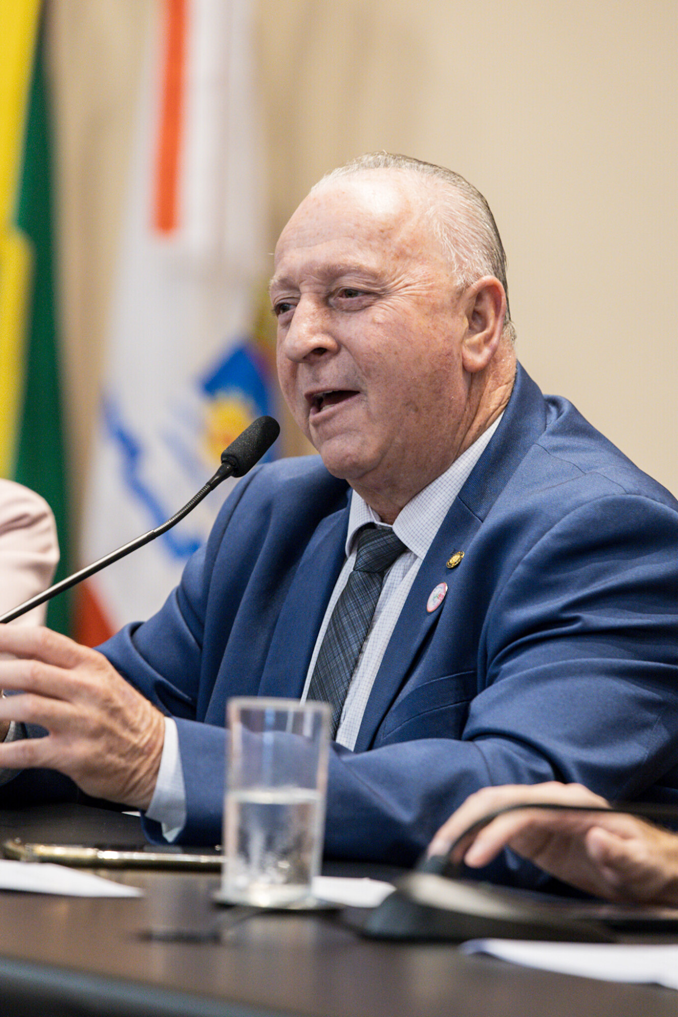 - Deputado Oscar Gutz (PL)