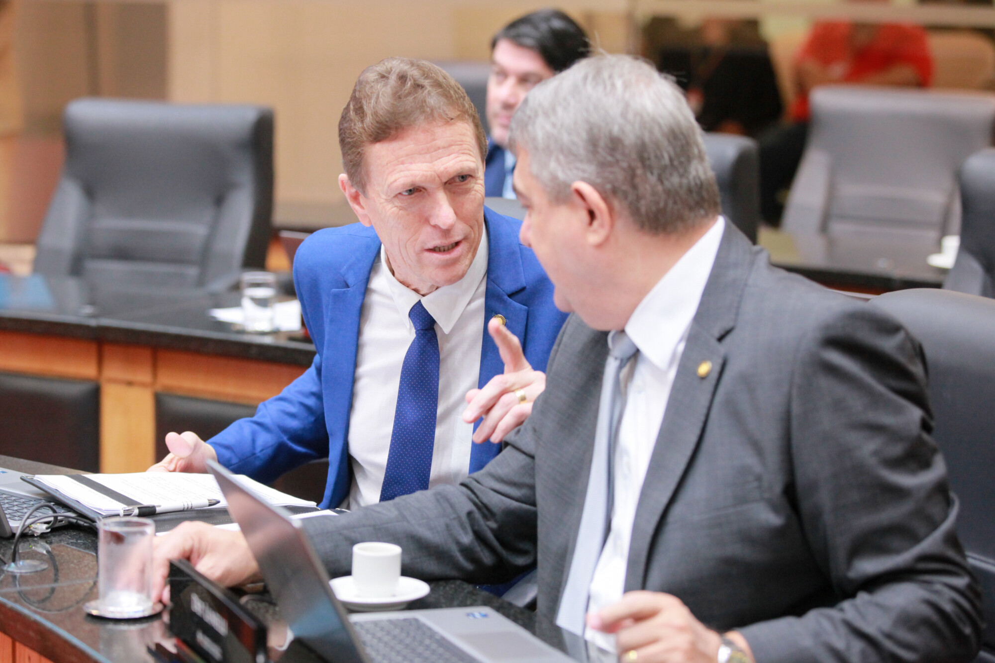 - Deputado Volnei Weber (MDB) - Deputado Antídio Lunelli (MDB)