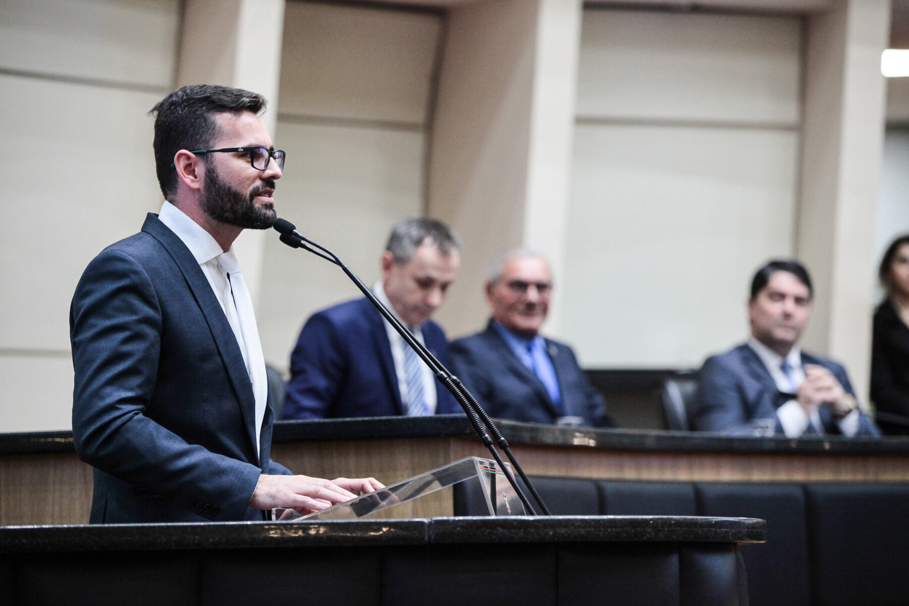 - Deputado André de Oliveira (NOVO)