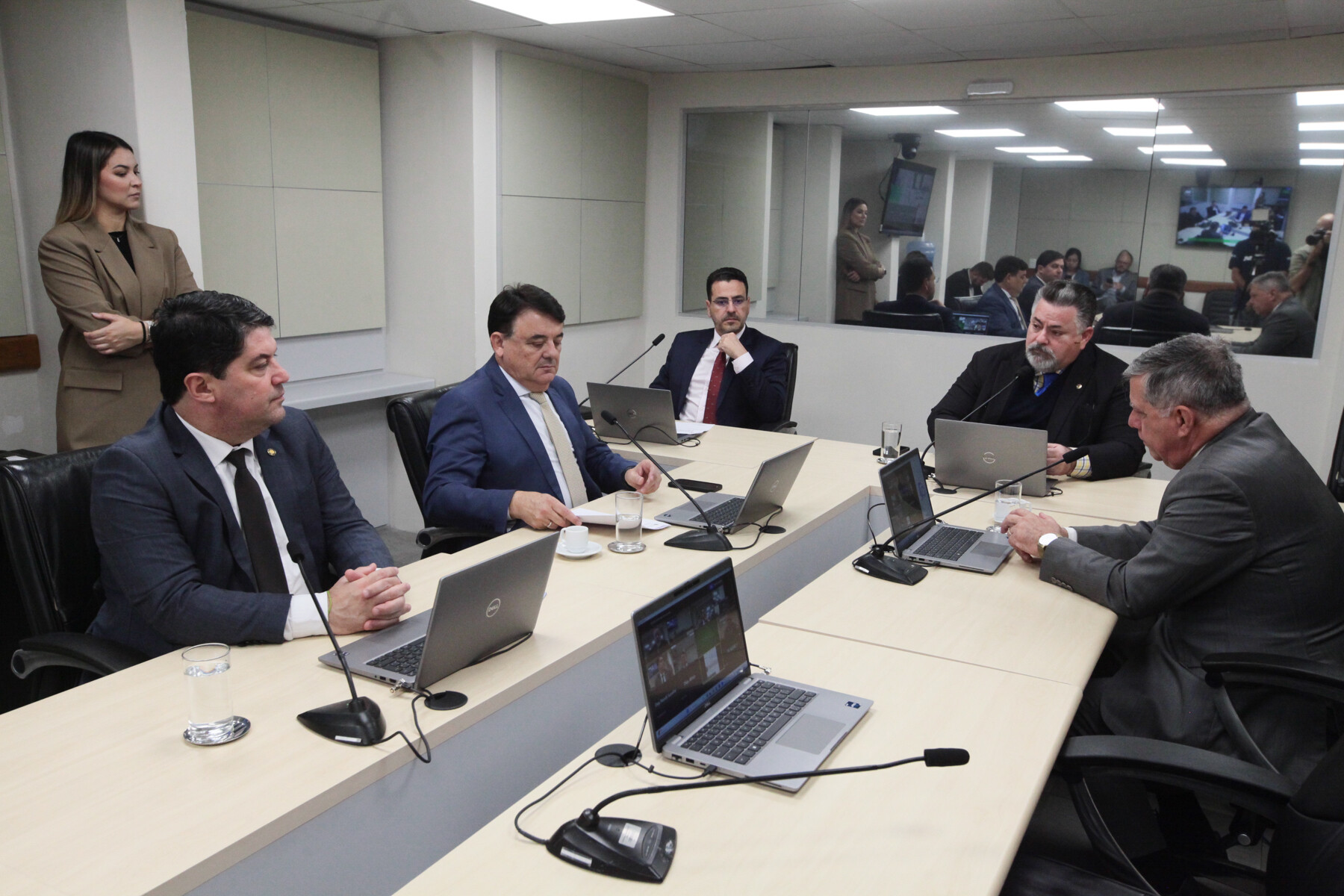 - Deputado Emerson Stein (MDB)
 - Deputado Mauricio Peixer (PL)	 - Deputado Soratto (PL)
 - Deputado Sergio Motta (Republicanos) - Deputado Mário Motta (PSD)