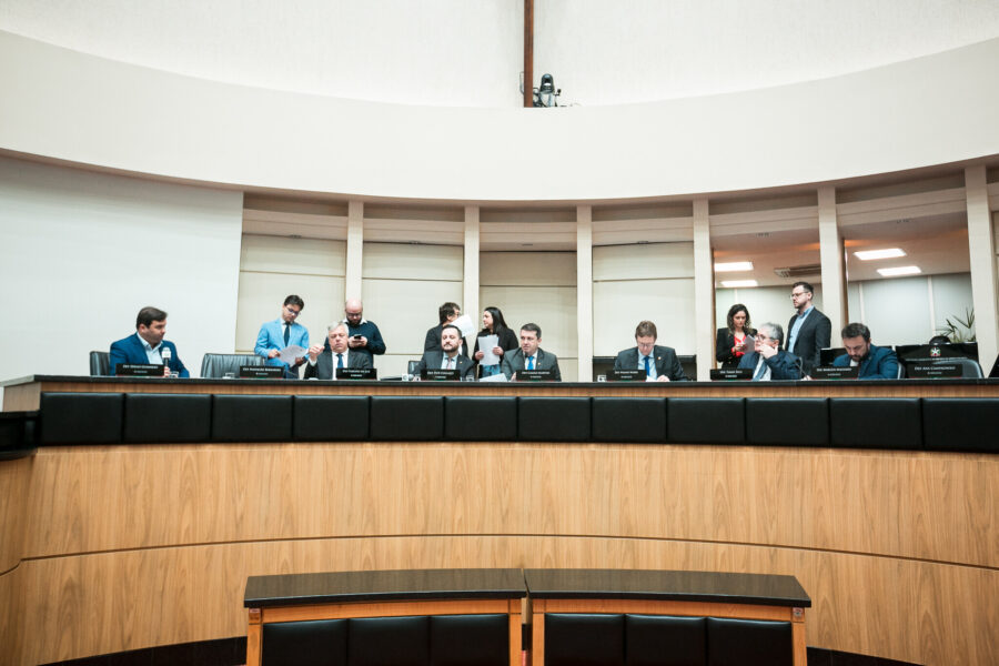 CCJ se reuniu na manhã desta terça-feira (28)