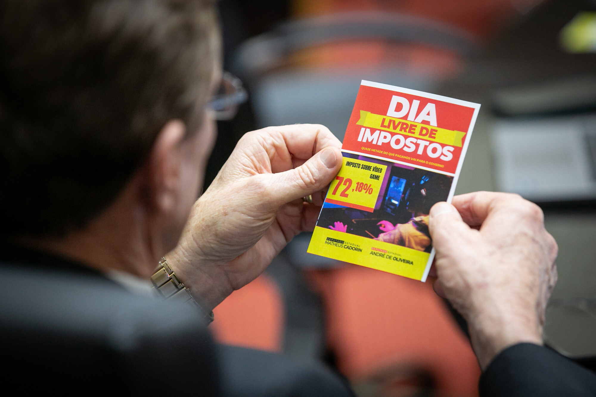 SUSPENSÃO DA SESSÃO – Dia Livre de Impostos