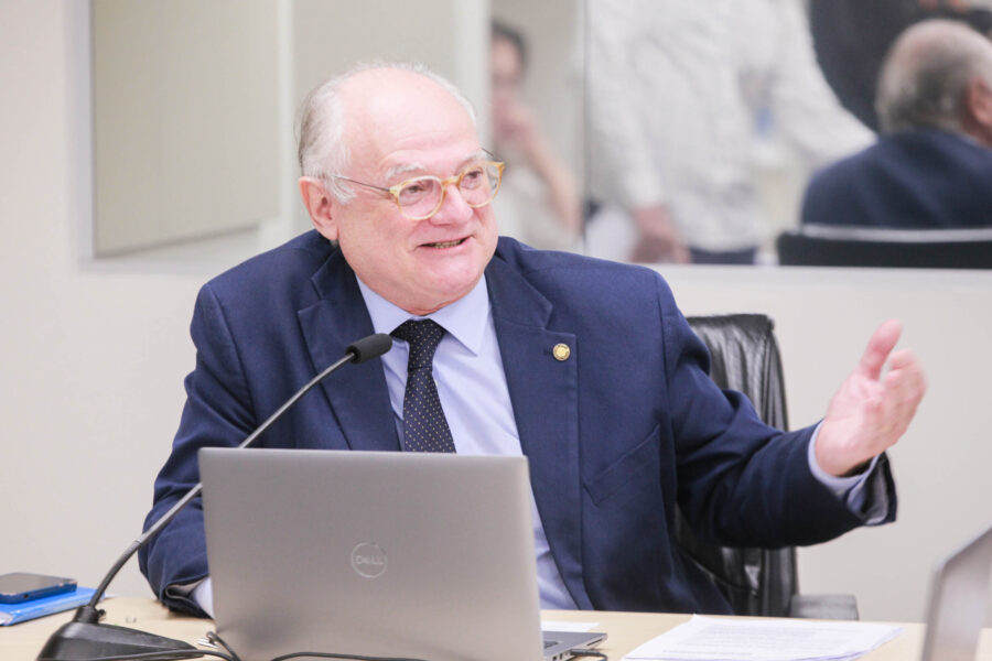 Deputado Dr. Vicente Caropreso é o autor das propostas aprovadas em benefício das pessoas com TEA