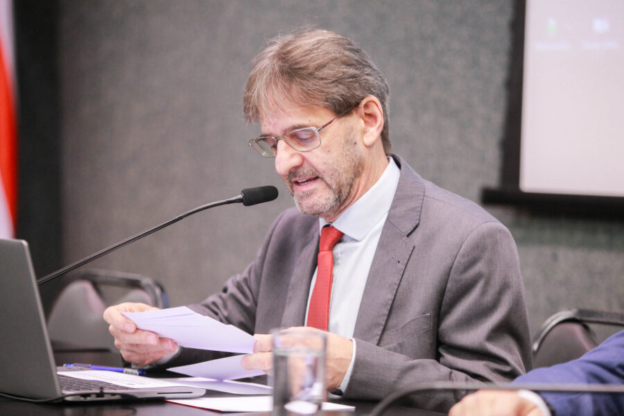 Presidente da Comissão de Saúde, deputado Neodi Saretta (PT).
