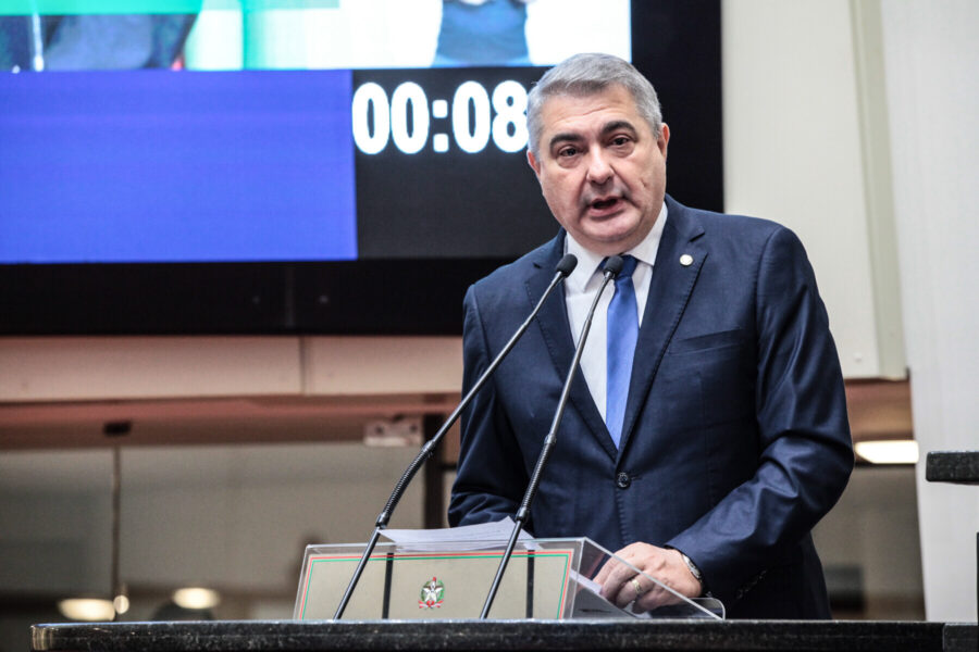 Deputado Antídio Lunelli.