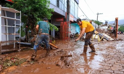 Deputados petistas se solidarizam com vítimas da tragédia climática no RS