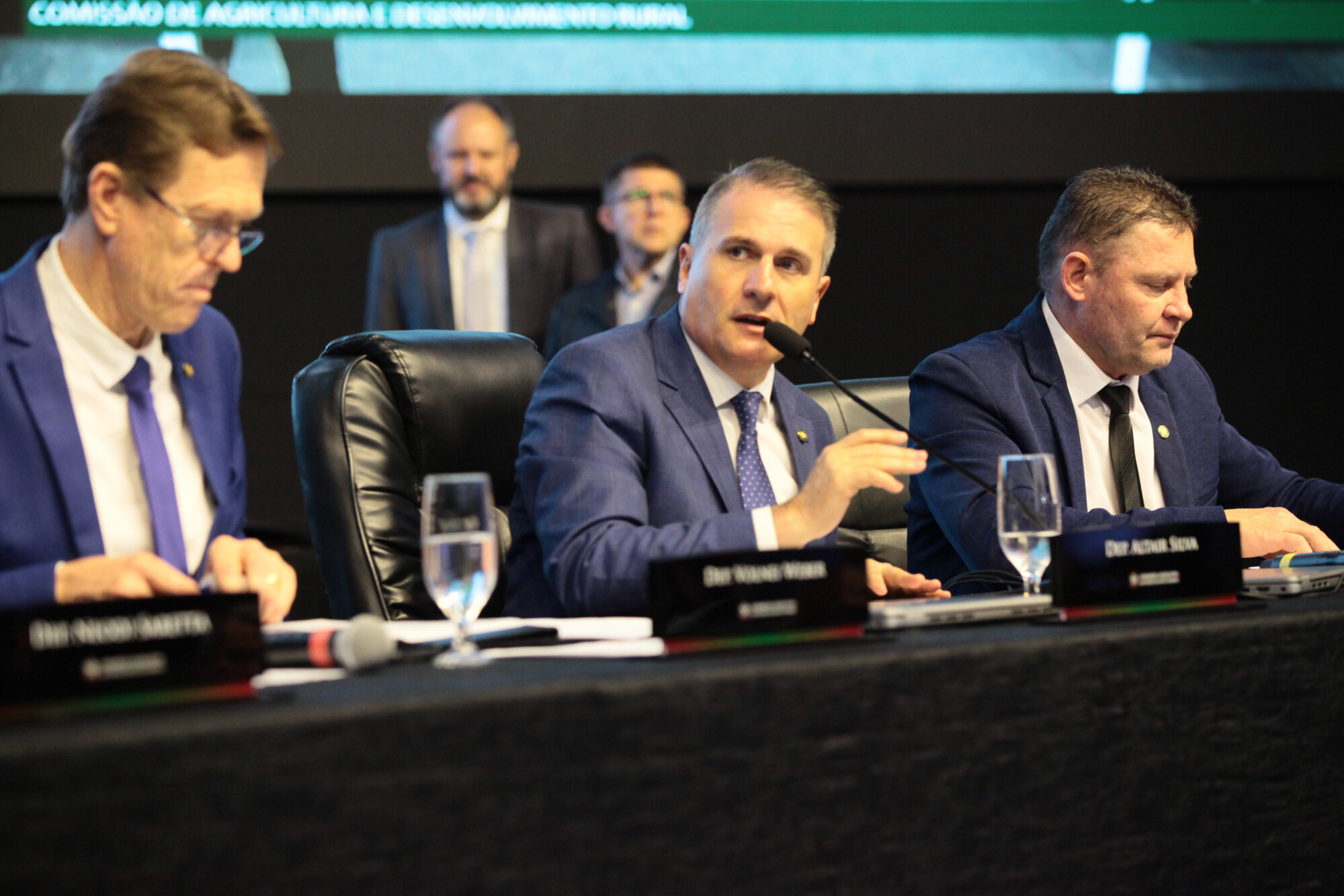 - Deputado Volnei Weber (MDB)- Deputado Altair Silva (PP) - Deputado Edilson Massoco (PL)