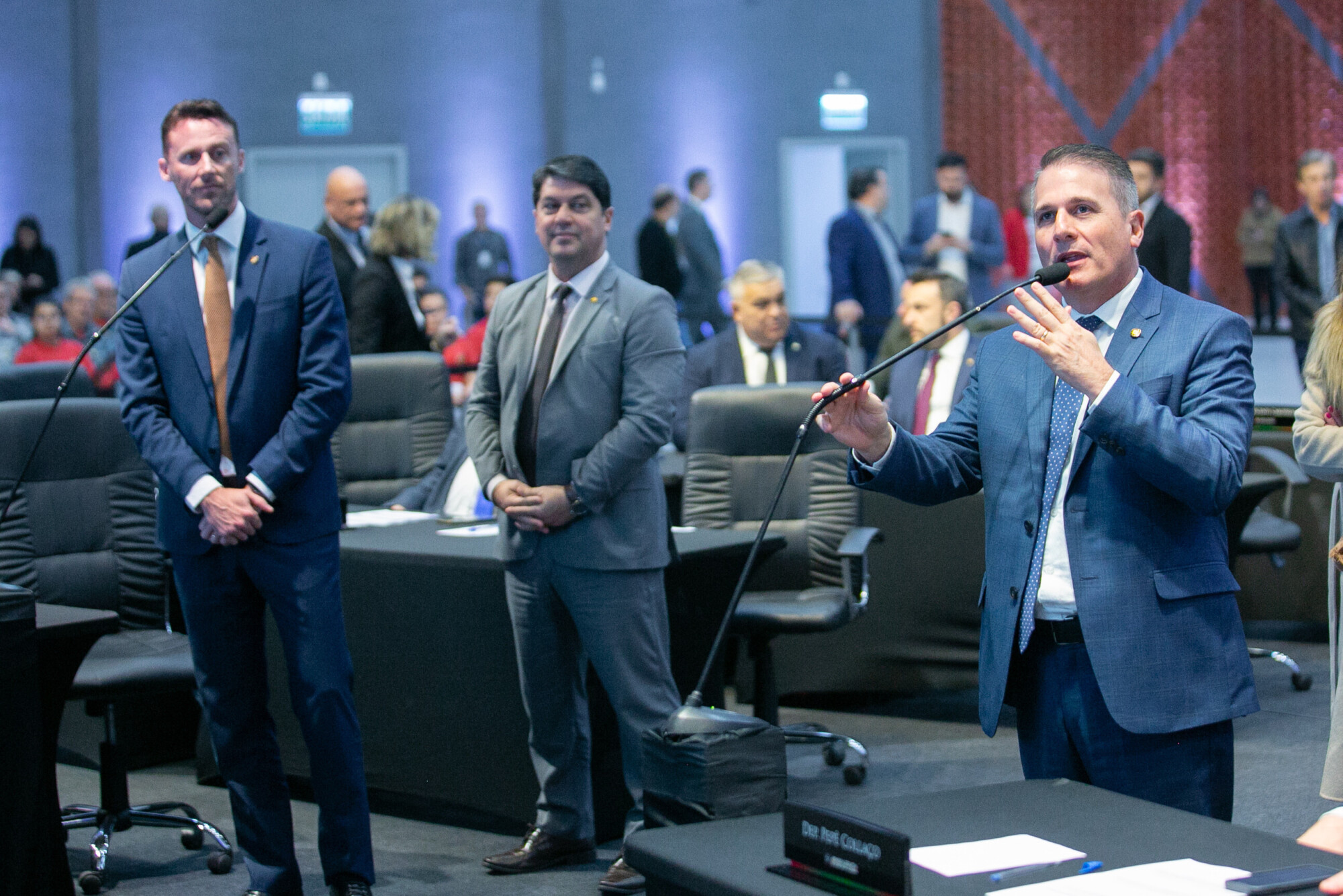 - Deputado Fernando Krelling (MDB)
- Deputado Altair Silva (PP)
 - Deputado Emerson Stein (MDB)