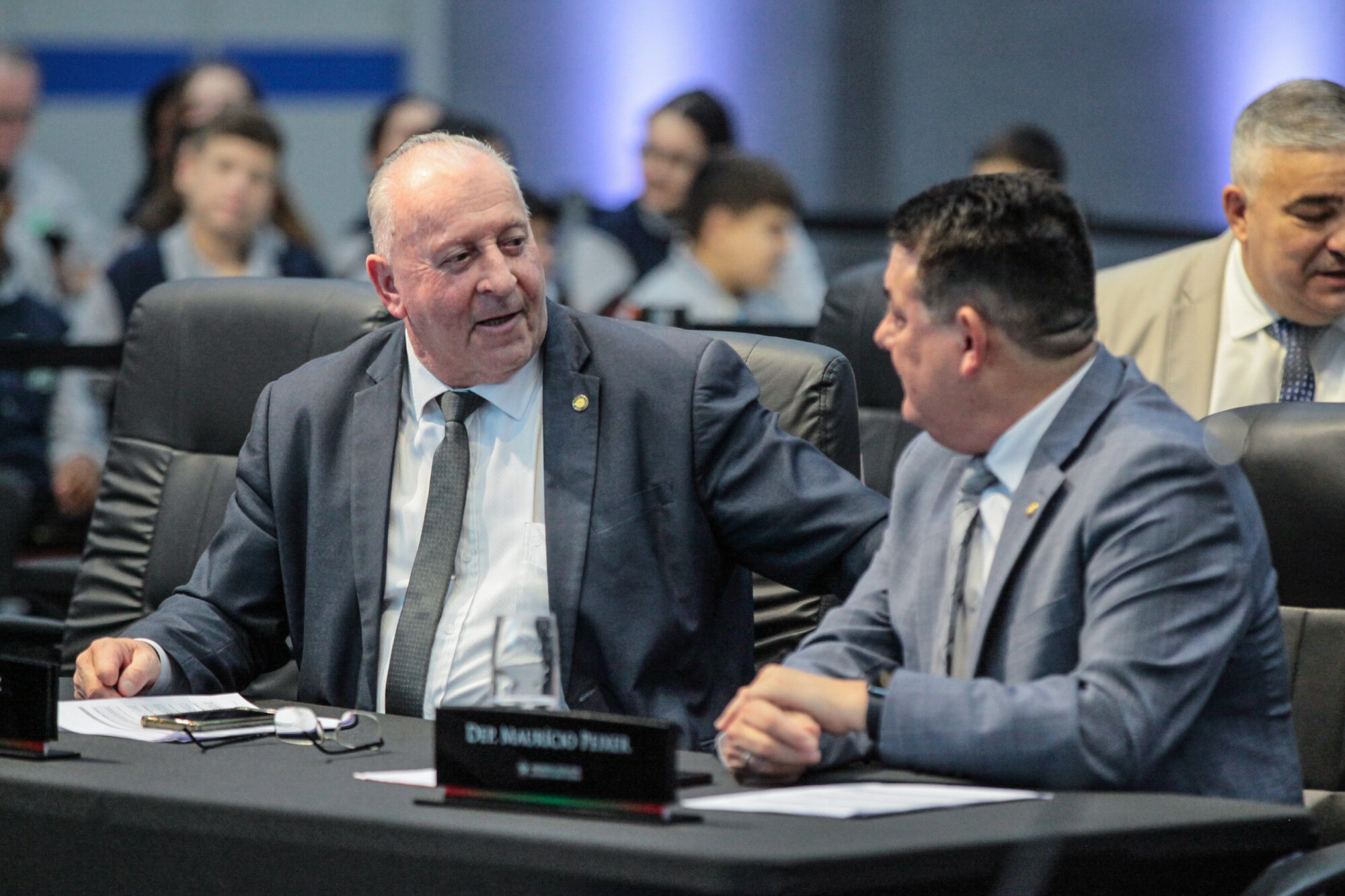 - Deputado Oscar Gutz (PL)