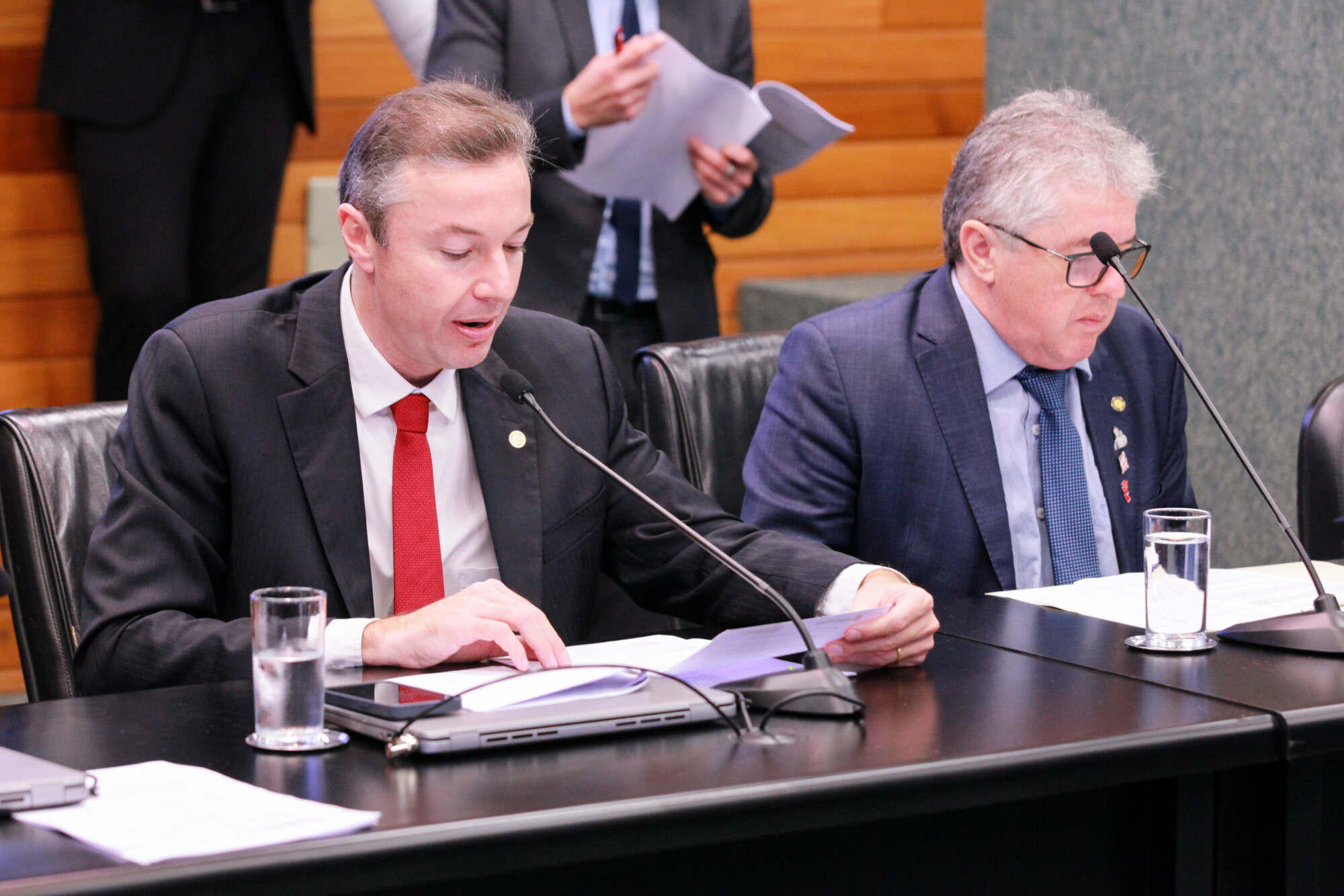 - Deputado Napoleão Bernardes (PSD)  - Deputado Tiago Zilli (MDB)