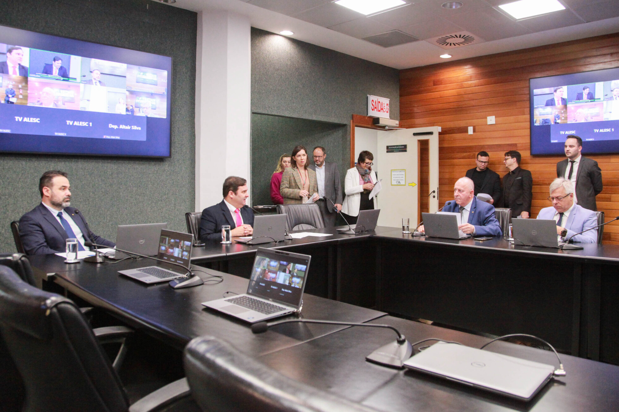 - Deputado Cleiton Fossa (MDB)
 - Deputado Sérgio Guimarães(União)  - Deputado Oscar Gutz (PL) 	

 - Deputado Fabiano da Luz (PT)