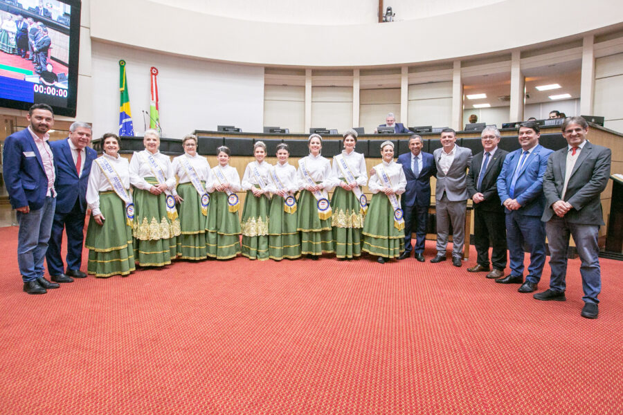 Comitiva de Siderópolis e parlamentares