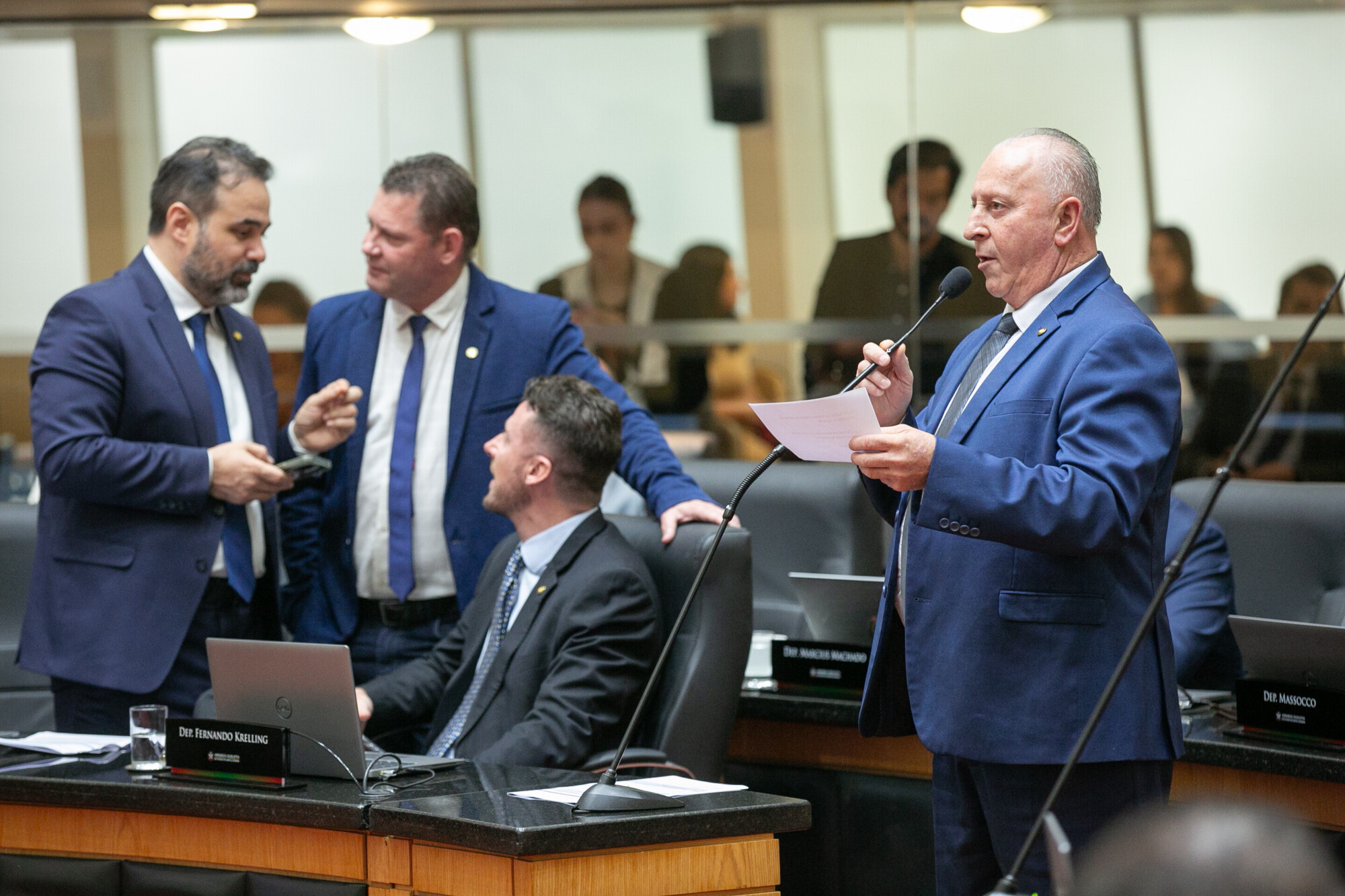 - Deputado Oscar Gutz (PL)