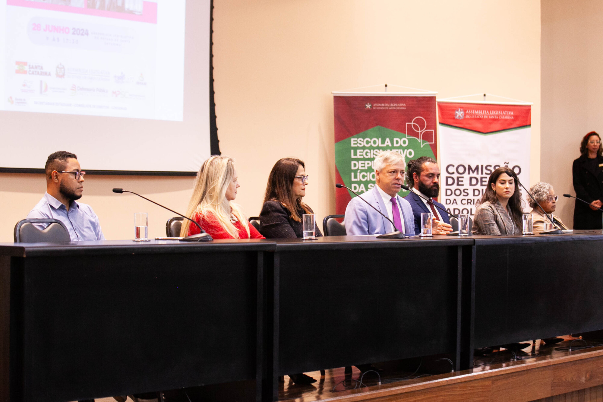 1º Seminário Estadual de Orfandade e Direitos