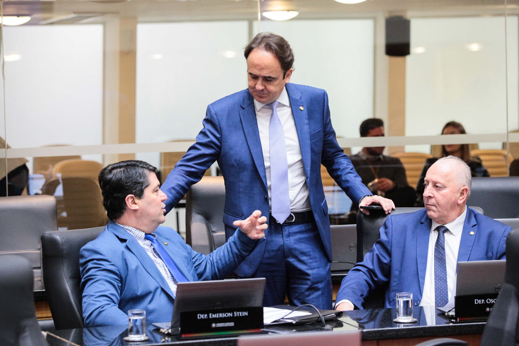 - Deputado Emerson Stein (MDB) - Deputado Carlos Humberto (PL)  - Deputado Oscar Gutz (PL)