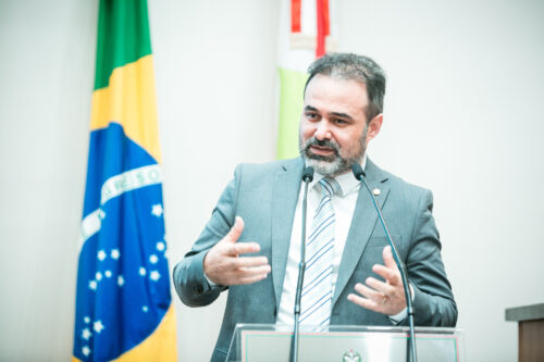 Cleiton Fossá cobra aumento do efetivo policial em Chapecó