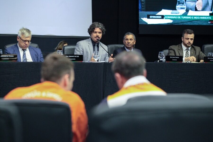 Deputado Marquito (Psol) preside a Comissão de Turismo e Meio Ambiente da Alesc.