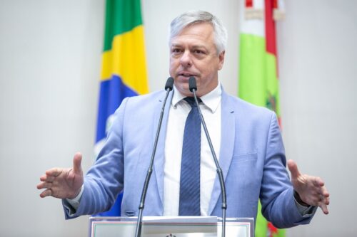 Fabiano lamenta baixa cobertura vacinal contra a poliomielite de somente 38%