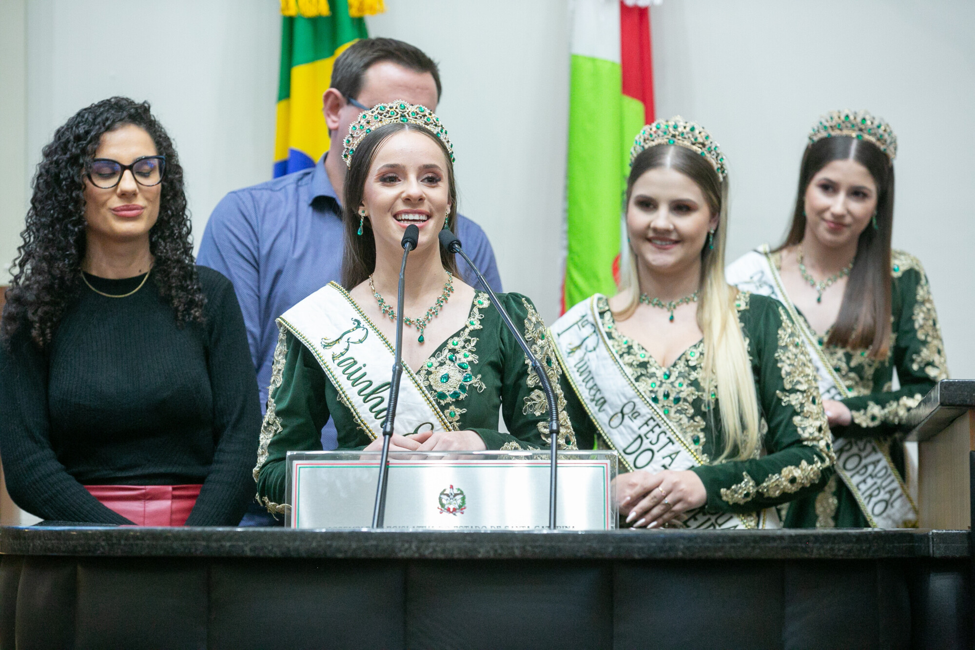 SUSPENSÃO DA SESSÃO –  8ª Festa Estadual do Tropeiro em Pouso Redondo