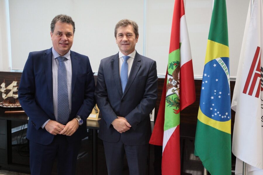 Deputado Rodrigo Minotto e o vice-presidente do TCE, conselheiro José Nei Ascari