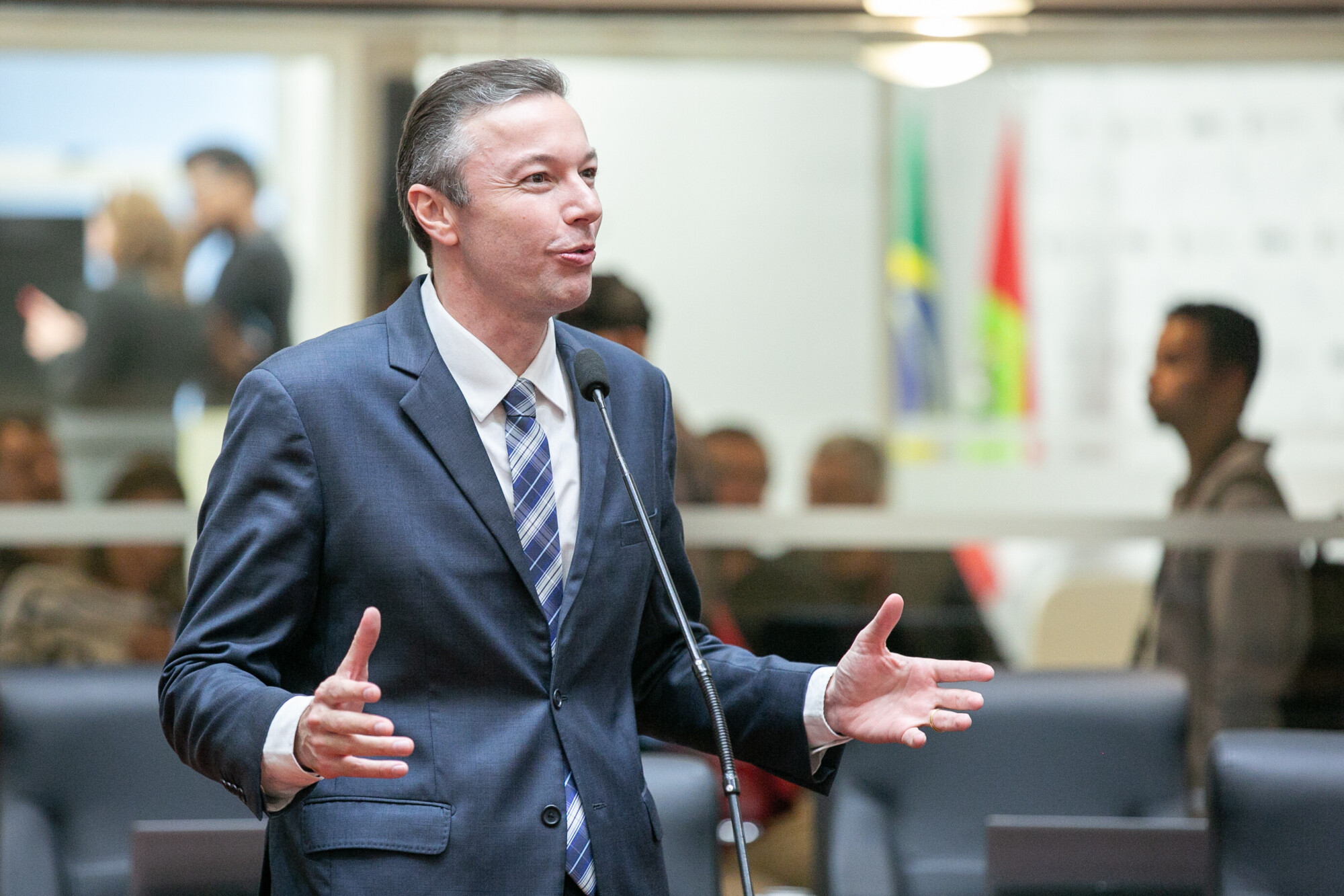 - Deputado Napoleão Bernardes (PSD)