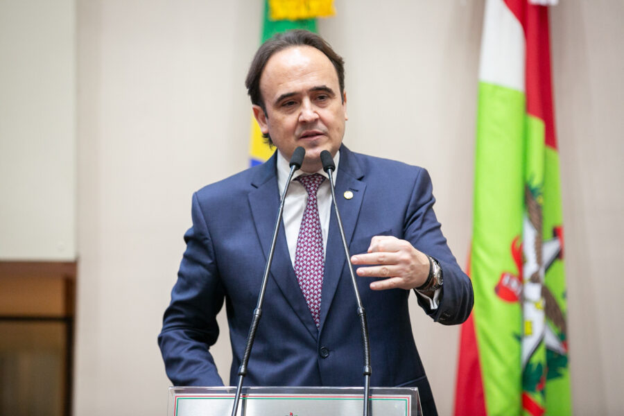 Deputado Carlos Humberto