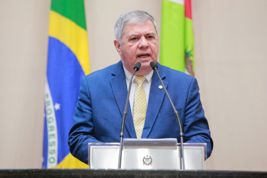 Deputado Mário Motta (PSD), falou sobre mês de conscientização sobre a violência de gênero.