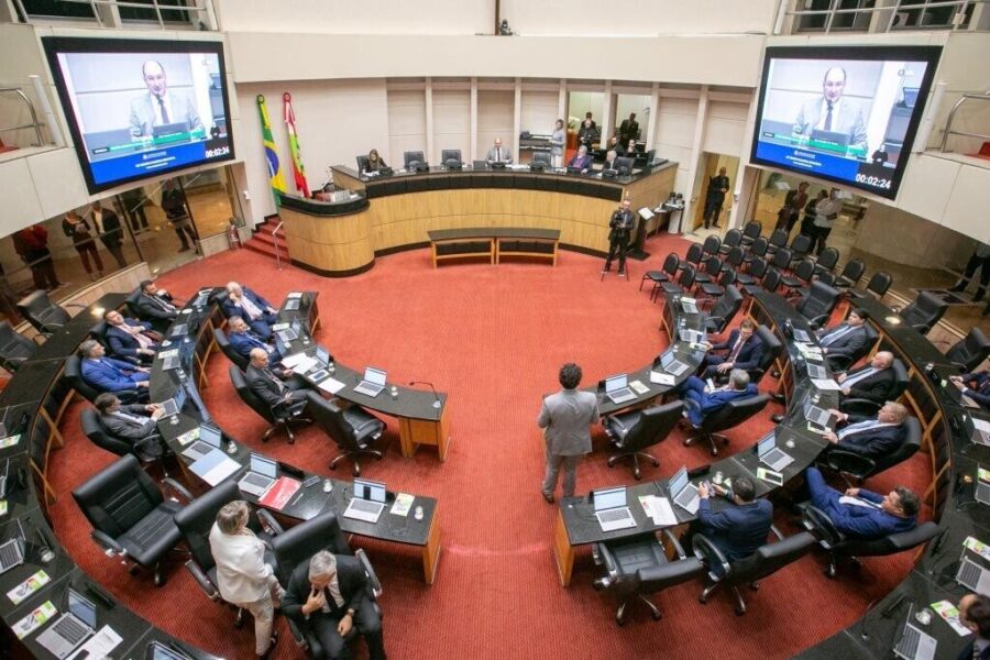 Plenário da Assembleia Legislativa, na tarde desta quarta-feira (7)