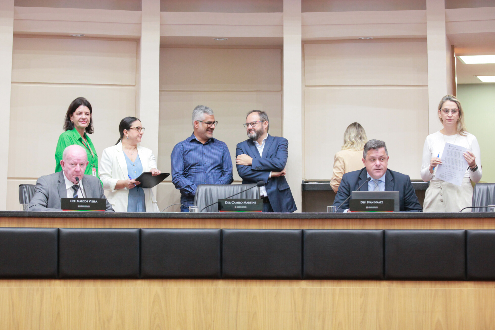 Comissão Conjunta – Finanças, Constituição e Justiça, Trabalho