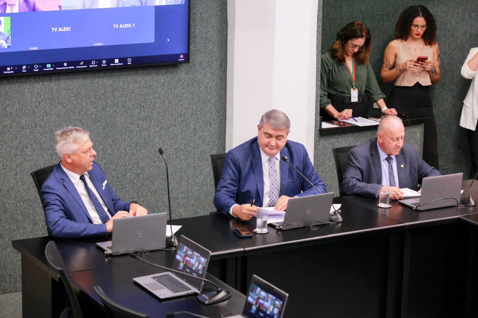 - Deputado Fabiano da Luz (PT) 	
- Deputado Antídio Lunelli (MDB) 	
 - Deputado Oscar Gutz (PL)