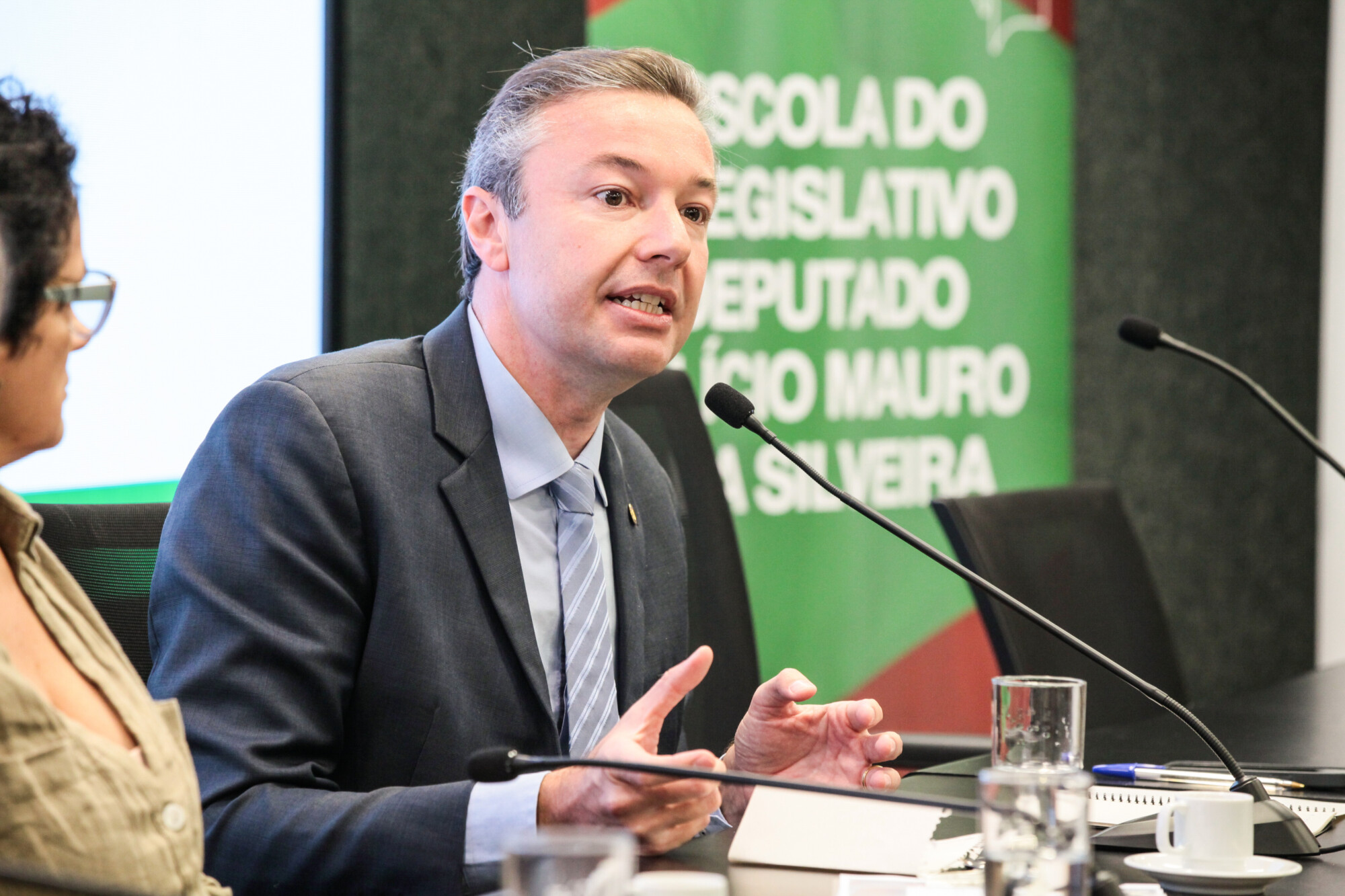 - Deputado Napoleão Bernardes (PSD)